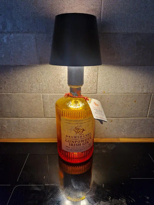 Lampa od Flaše Koja Ulepšava Svaki Prostor