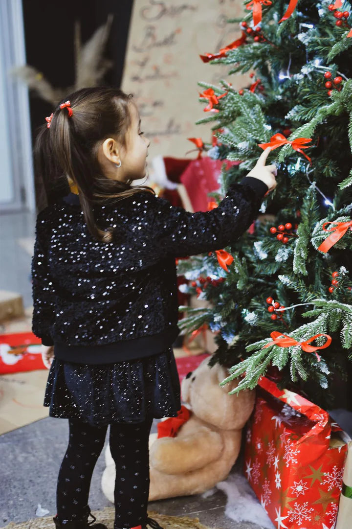 Snežno - Zimska Jelka sa Bobicama