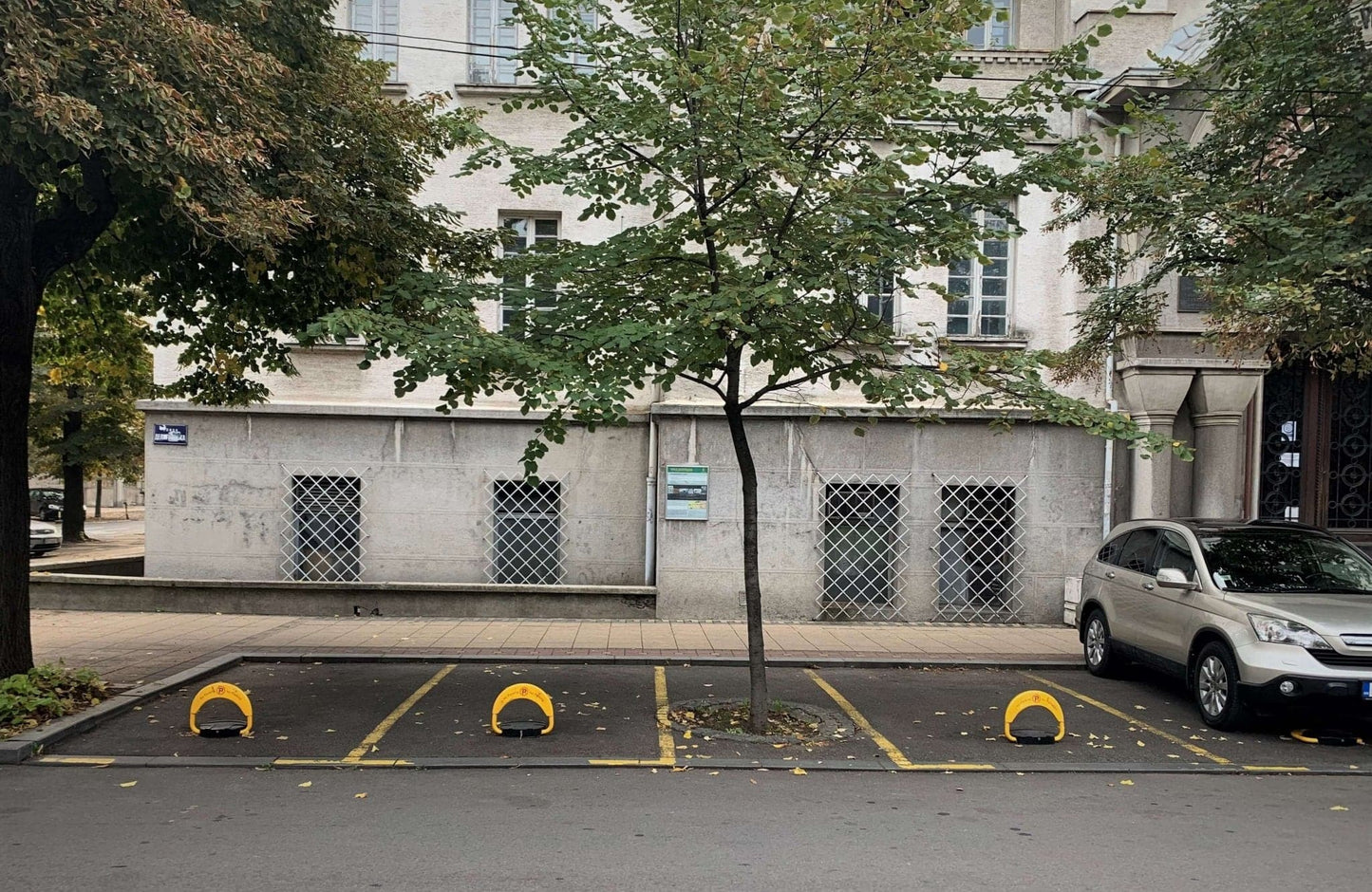 Automatska Rampa za Parking